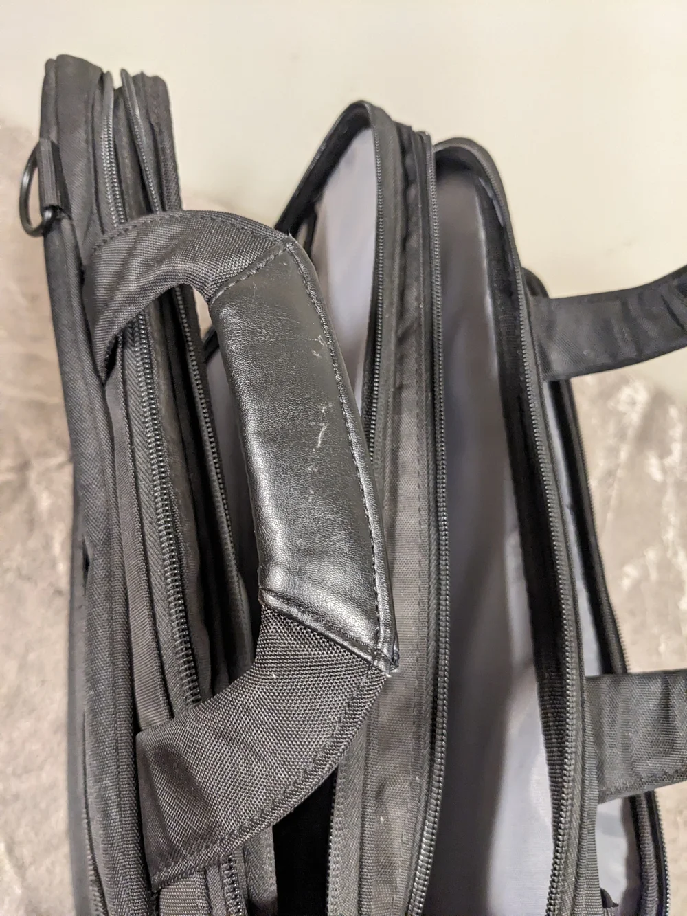 Targus AC0063 Checkpoint Friendly Laptop Briefcase Black NWOT